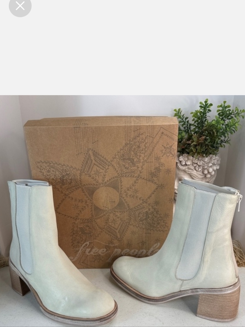 Free People Essential Chelsea Boots - Picture 5 of 5